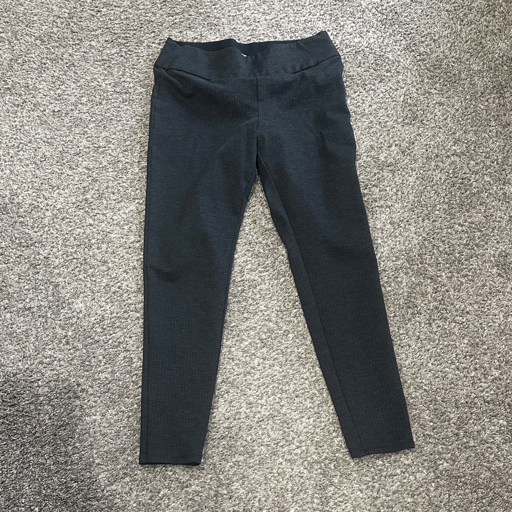 Womens M stretchy leggings